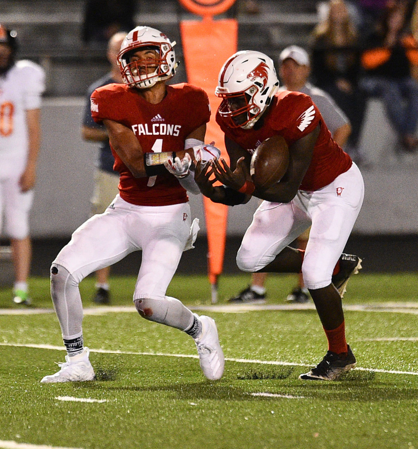 083019-qct-spt-ut-west-football-138a.jpg